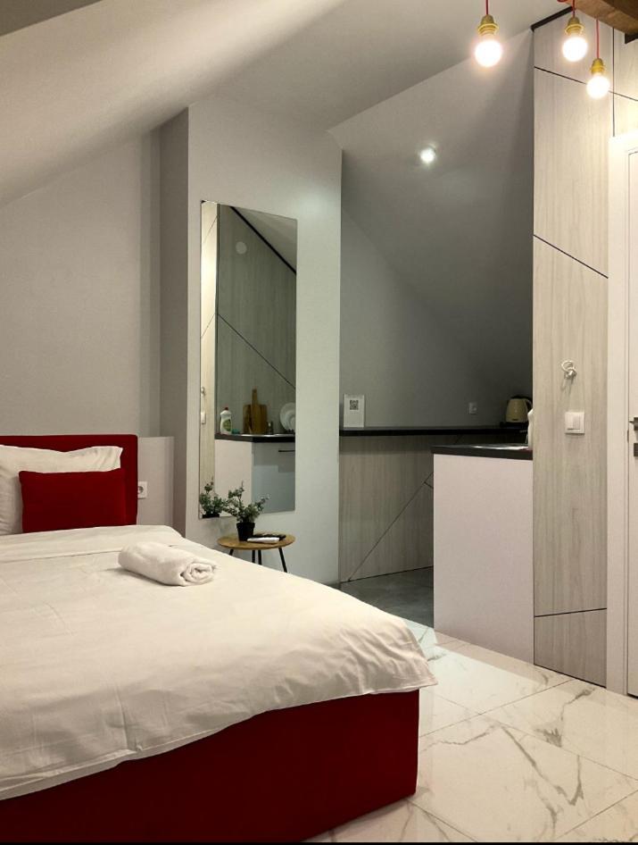 Pure Apartments Vip 5 Lviv Bagian luar foto